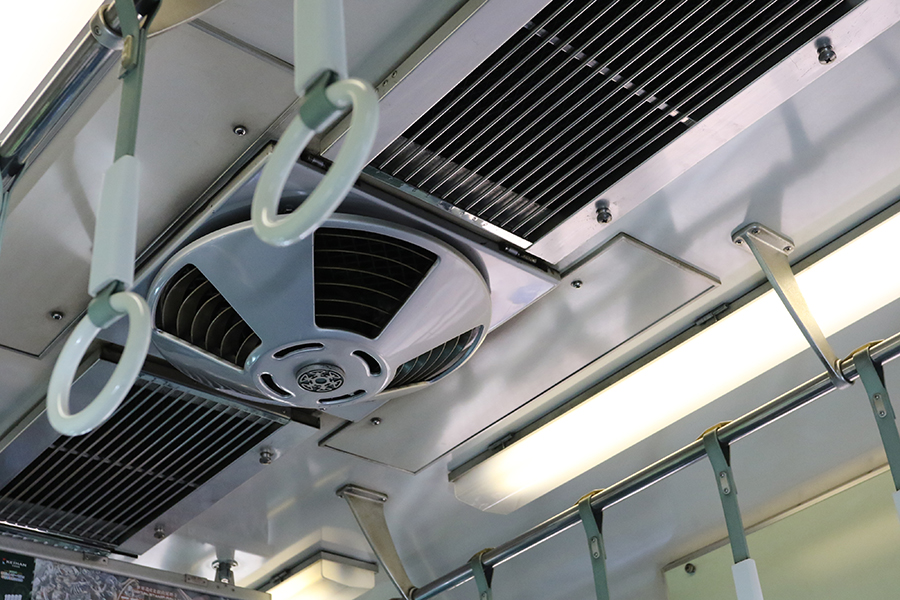 車両空調送風機
